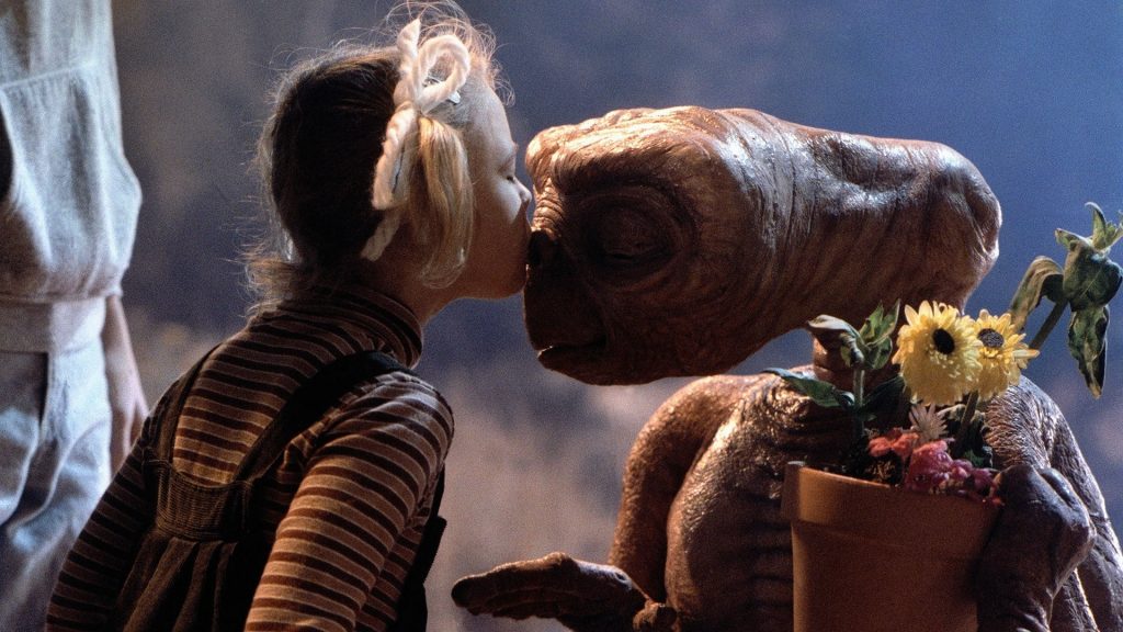 E.T. the Extra-Terrestrial (1982) 