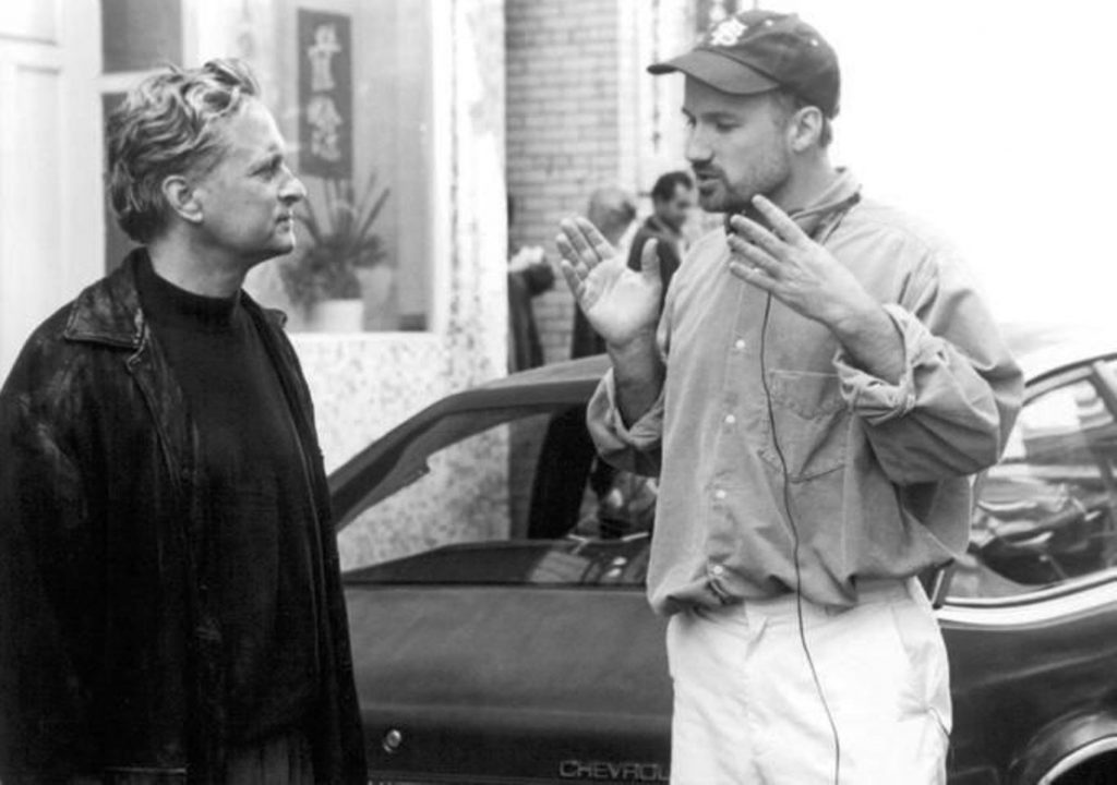 Michael Douglas and David Fincher shooting The Game 