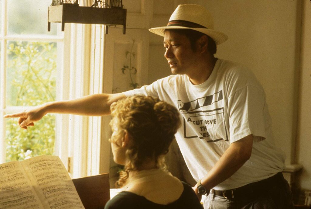 Ang Lee directs Kate Winslet in Sense and Sensibility (1995)