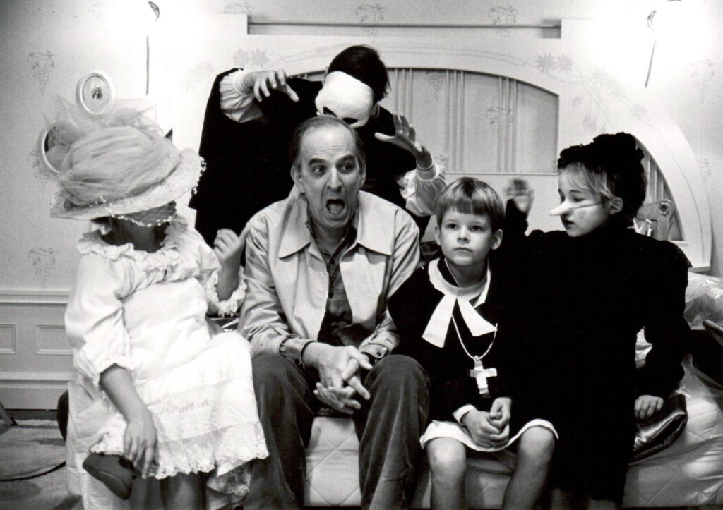 Ingmar Bergman and the young cast of Fanny and Alexander (1982)