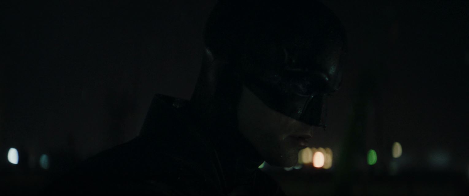 <a href="https://batman-on-film.com/11910/the-batman-dc-fandome-2020-trailer-screencaps/">Teaser Trailer released</a>