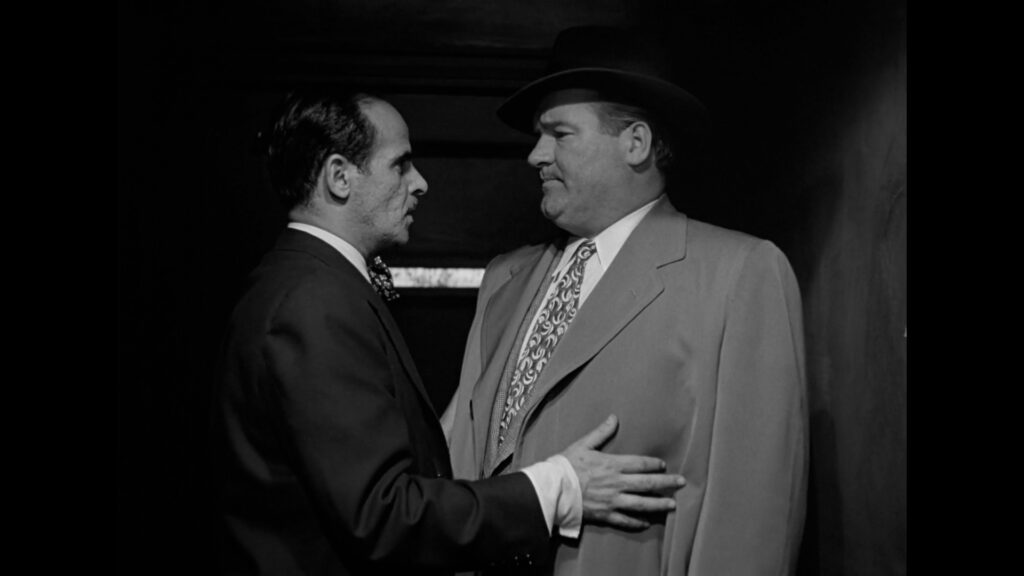 Lieutenant Dietrich (Barry Kelley) meeting Cobby (Marc Lawrence) in The Asphalt Jungle (1950)