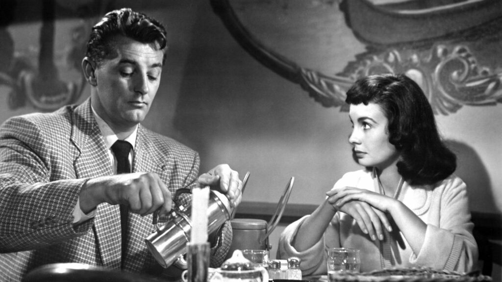 Robert Mitchum and Jean Simmons in the film-noir classic Angel Face (1952)
