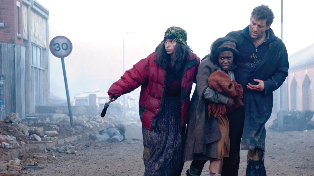 Oana Pellea as Marichka, Clare-Hope Ashitey as Kee and Clive Owen as Theo in Children of Men (2006)